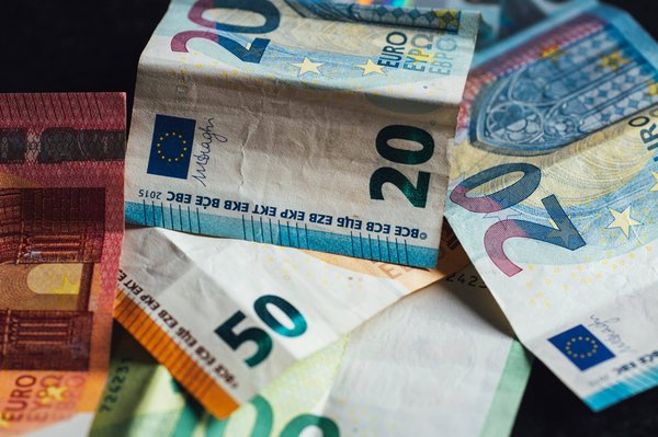 Comprendre les restrictions sur les jeux d'argent en ligne : Quels impacts pour les joueurs?
